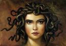 Medusa Gorgon to kultowy symbol współczesnych feministek